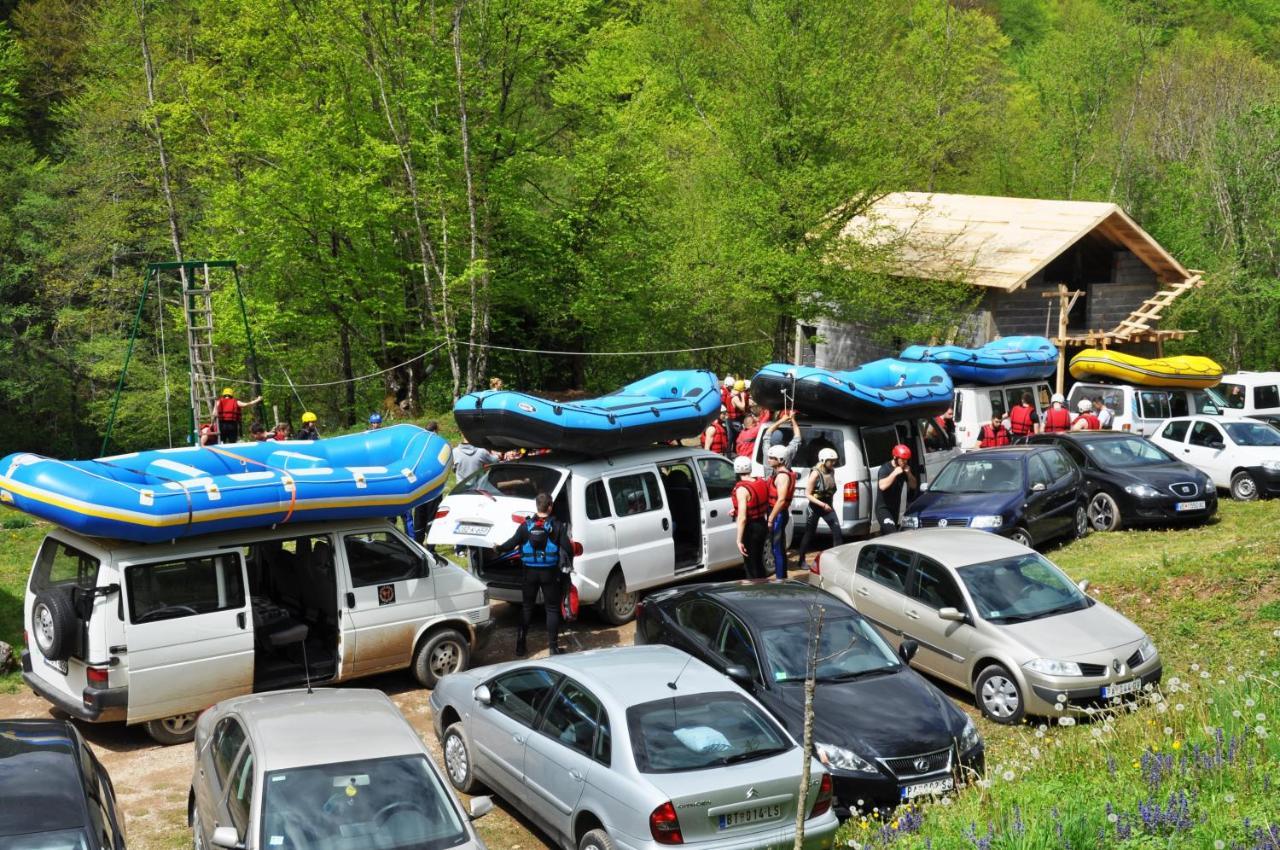 Hotel Rafting Tara Camp Highlander à Bastasi Extérieur photo